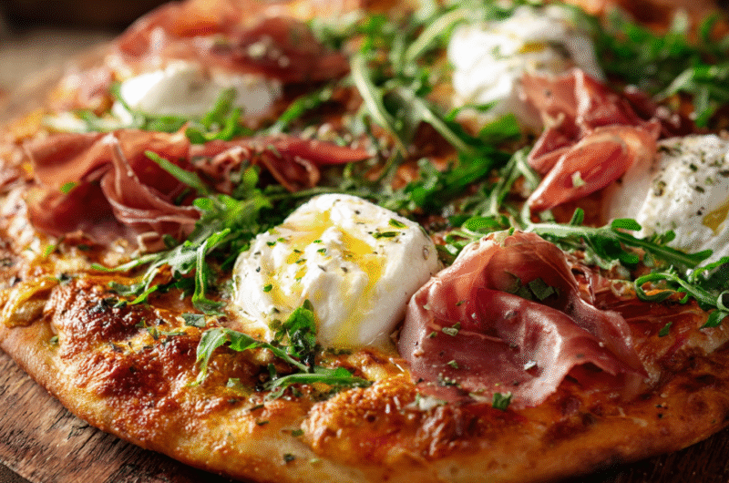 HOMEMADE PIZZA MET BURRATA EN SERRANO
